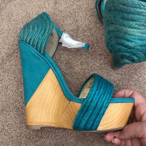 Platform Wedge Sandals 👡 - Picture 6 of 6